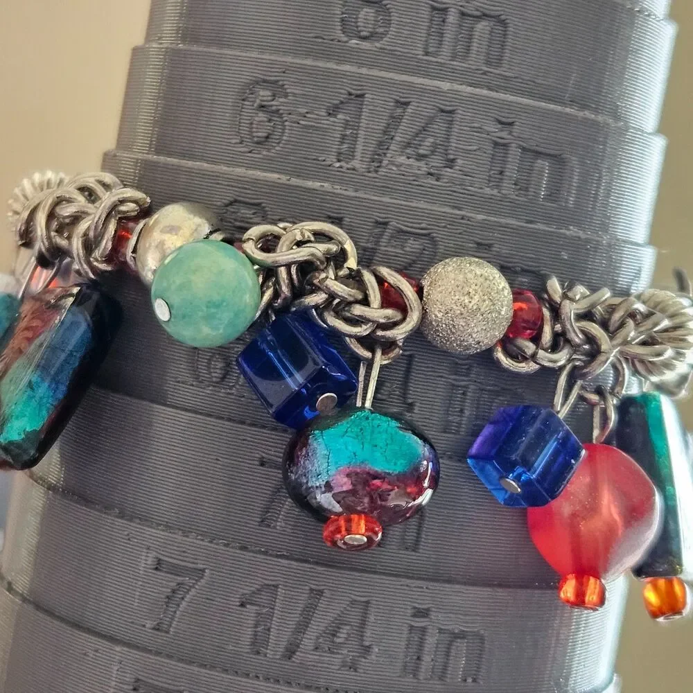 Silver tone beaded bracelet colorful 6.5